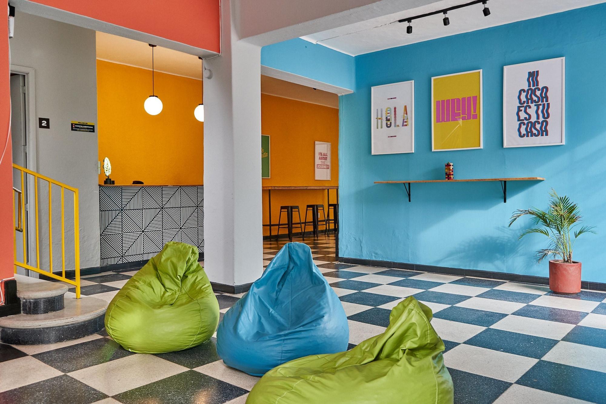 image-housing-carousel