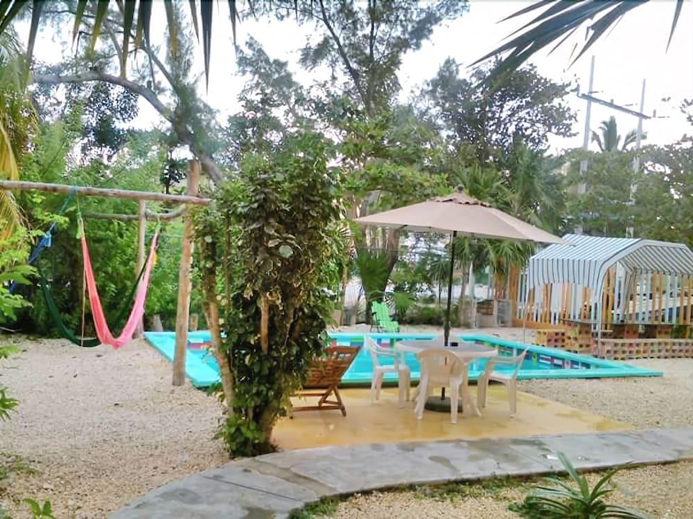 image-housing-carousel