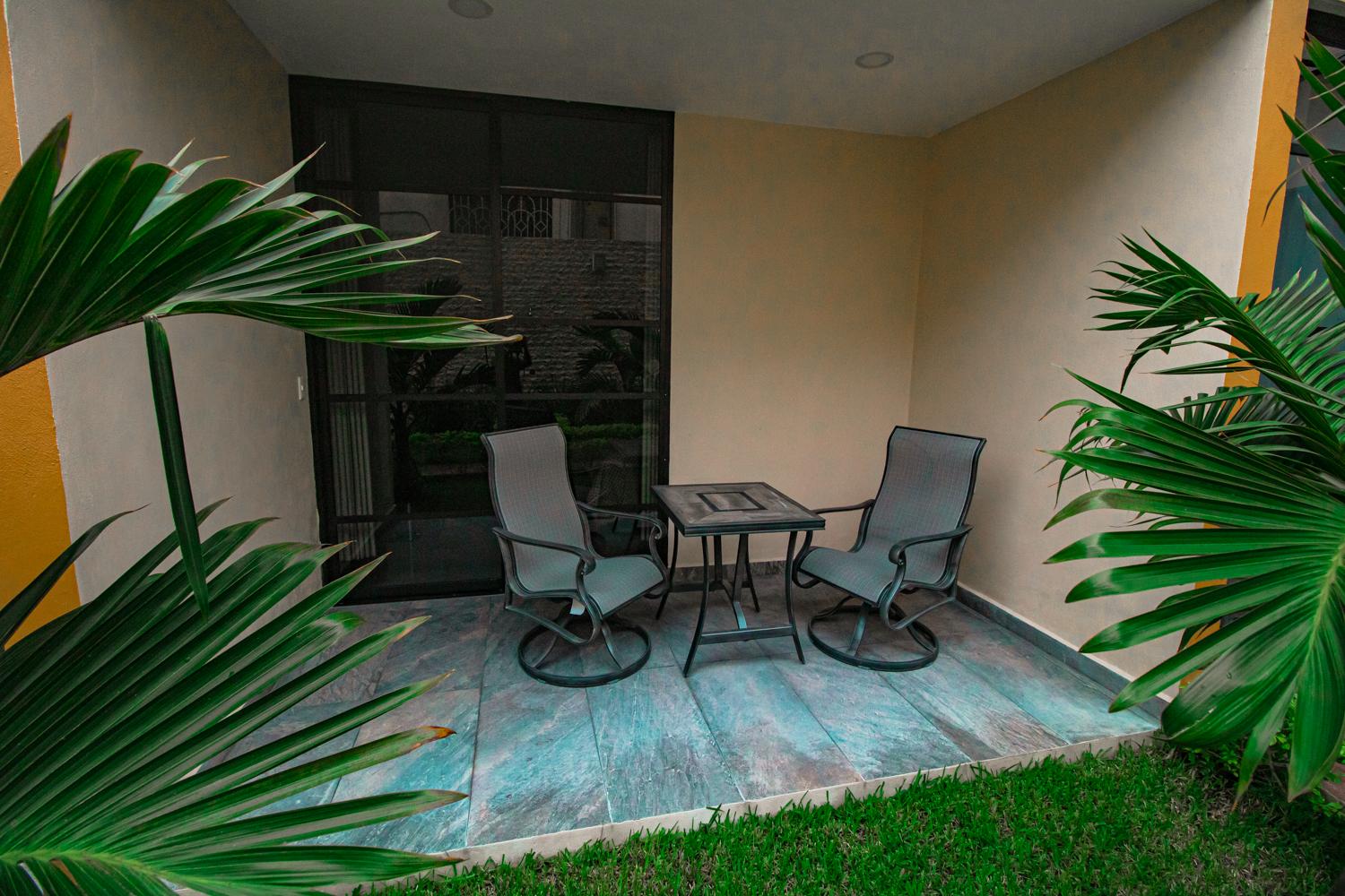 image-housing-carousel