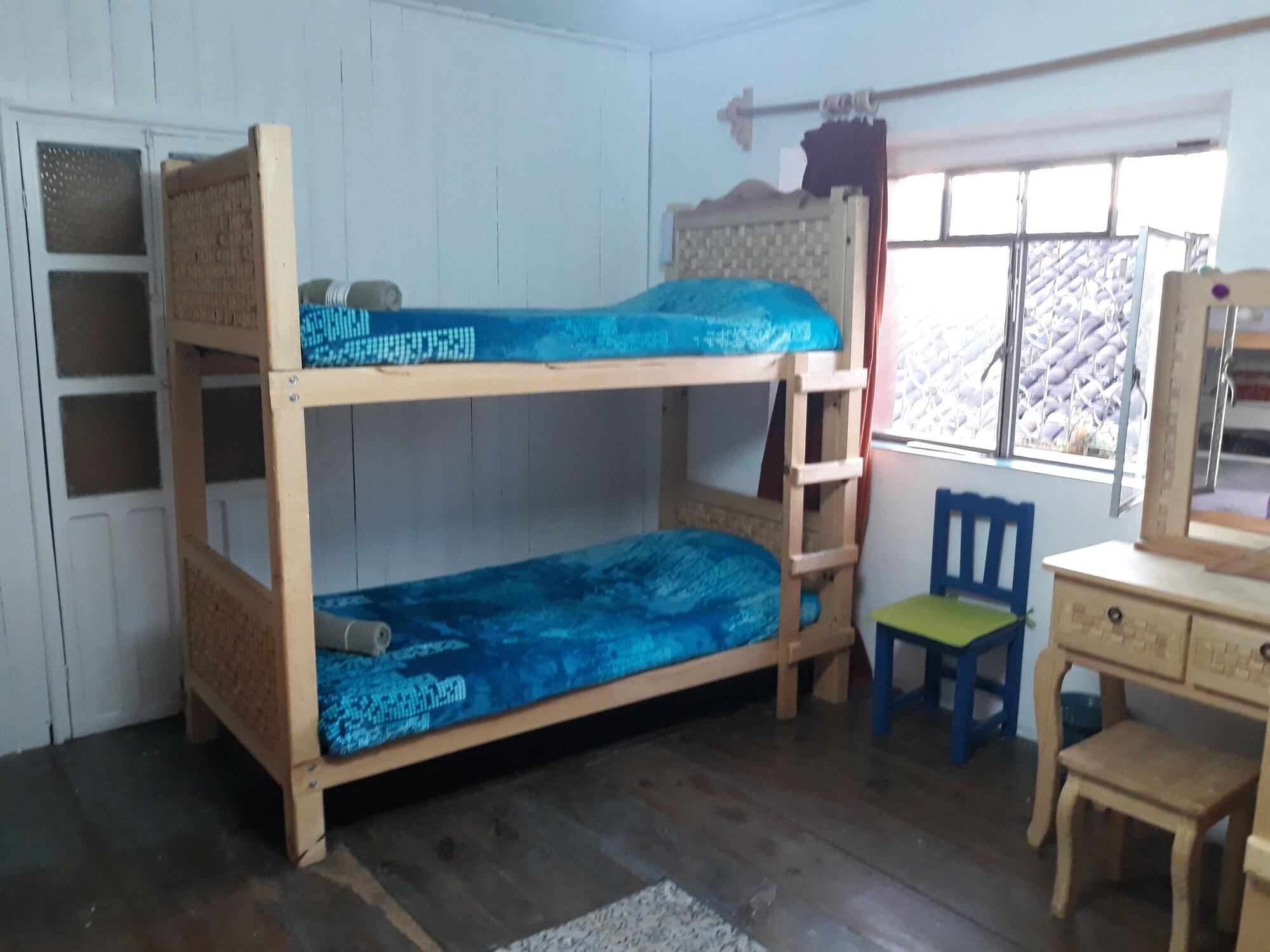 image-housing-carousel
