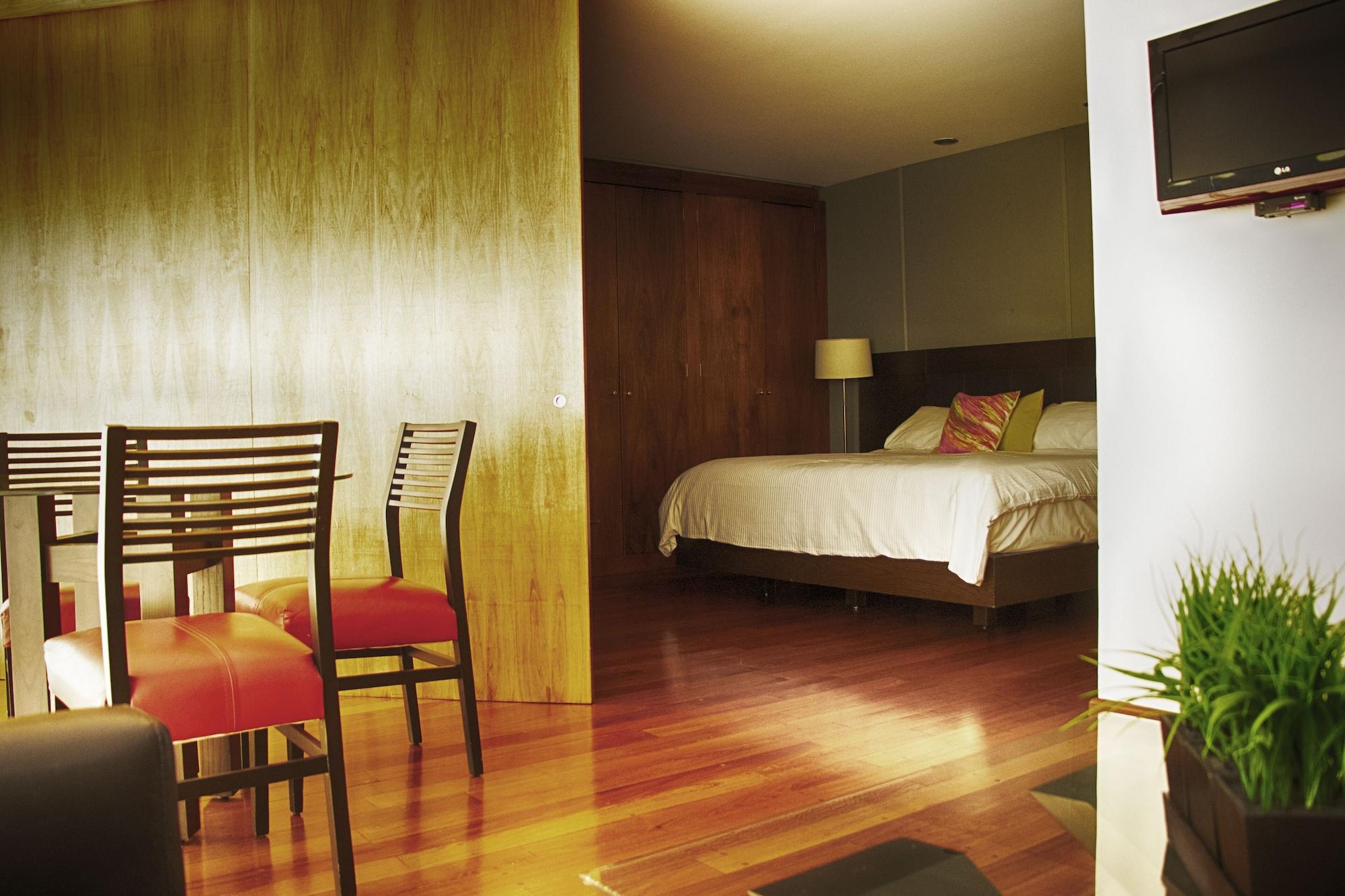 Aura For Living 4