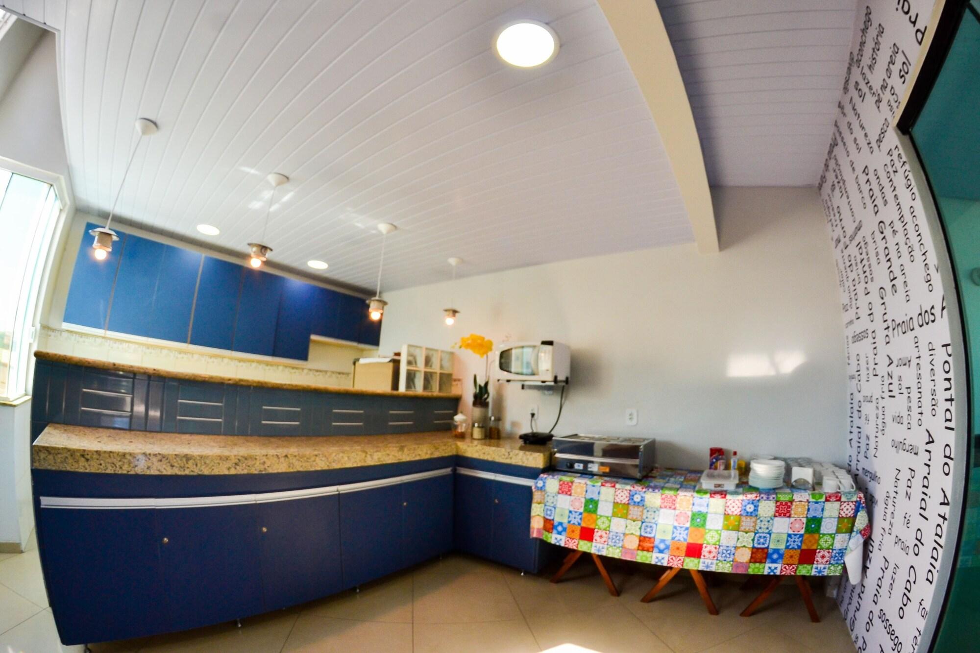 image-housing-carousel