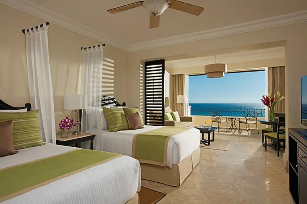 Suite Cuádruple Executive con Vista al Mar