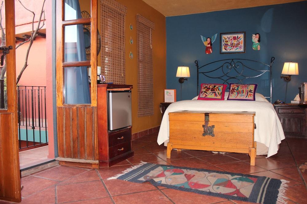 image-housing-carousel