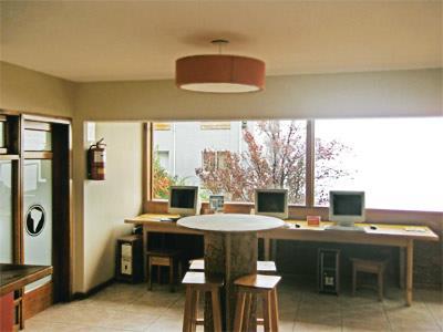 image-housing-carousel