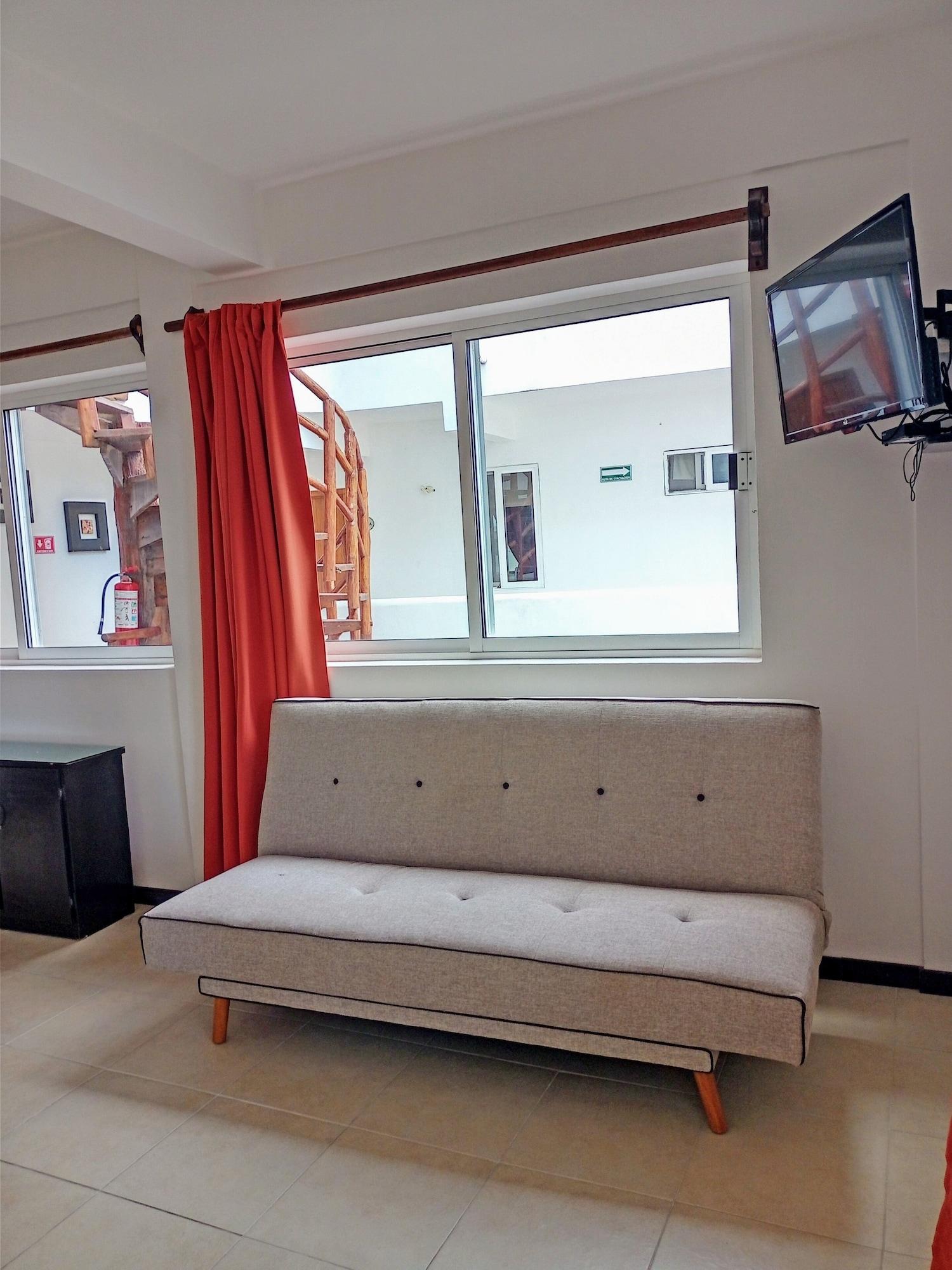 image-housing-carousel