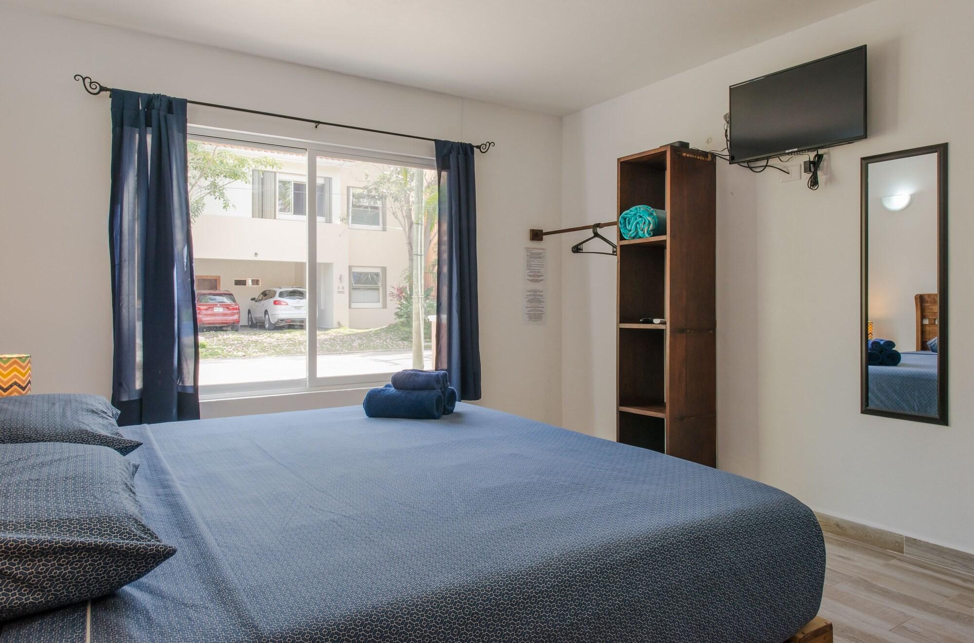 Estudio estándar, 1 cama King size, cocina, vista al jardín