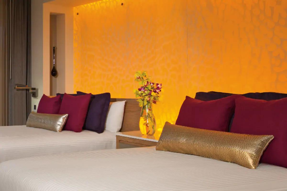 Suite Júnior con Vista al Jardín