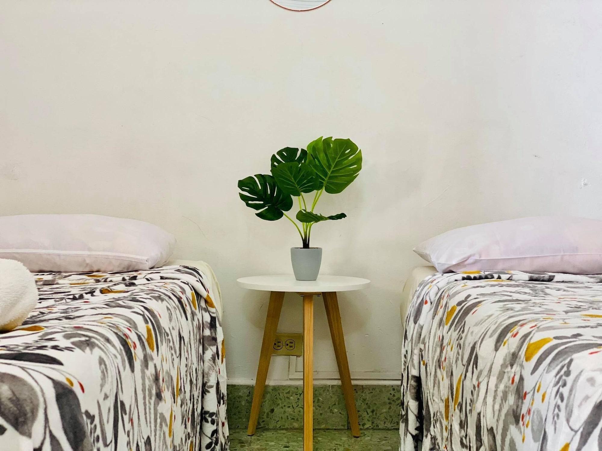 image-housing-carousel