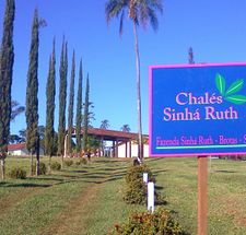 Chal&eacute;s Sinh&aacute; Ruth