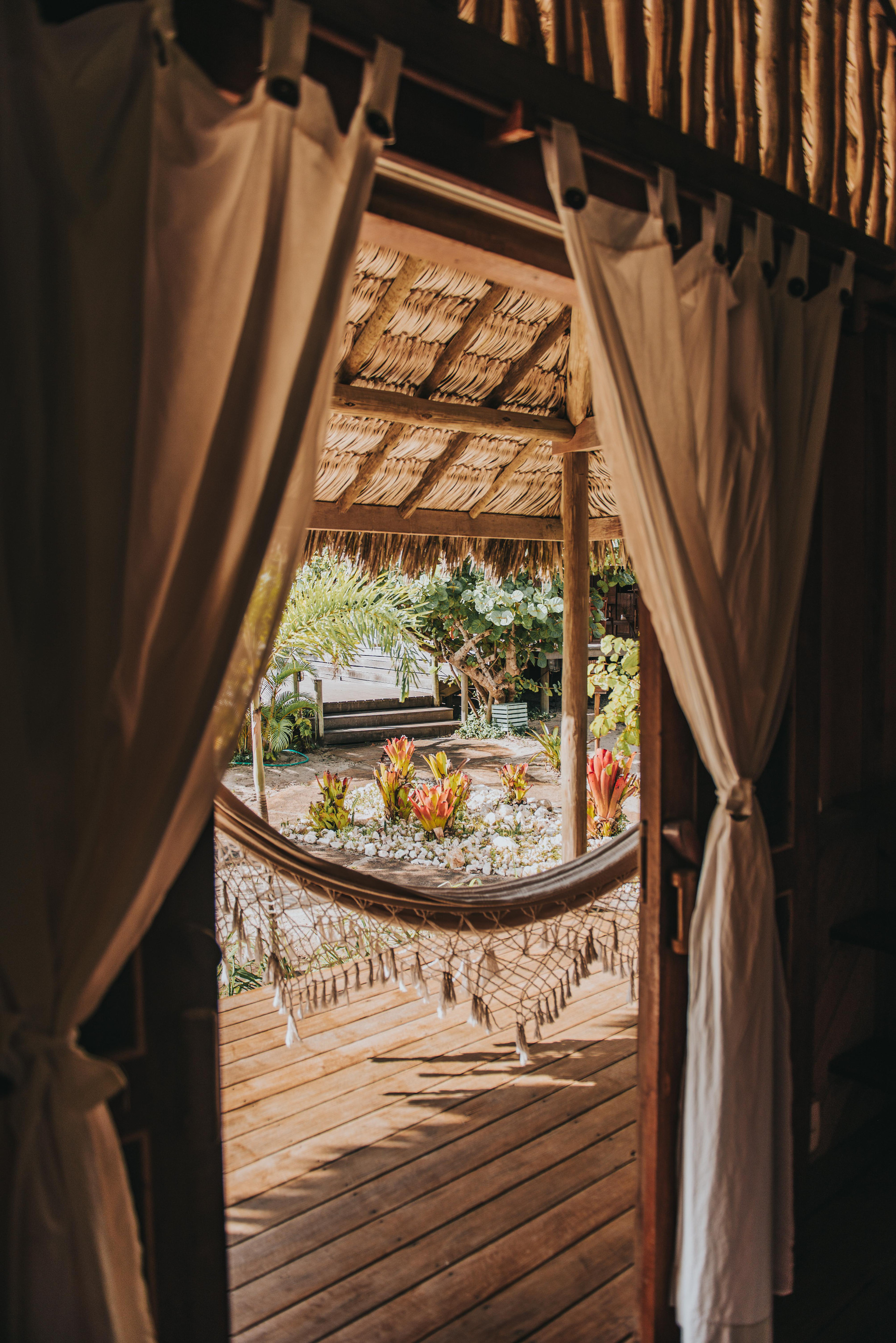 image-housing-carousel