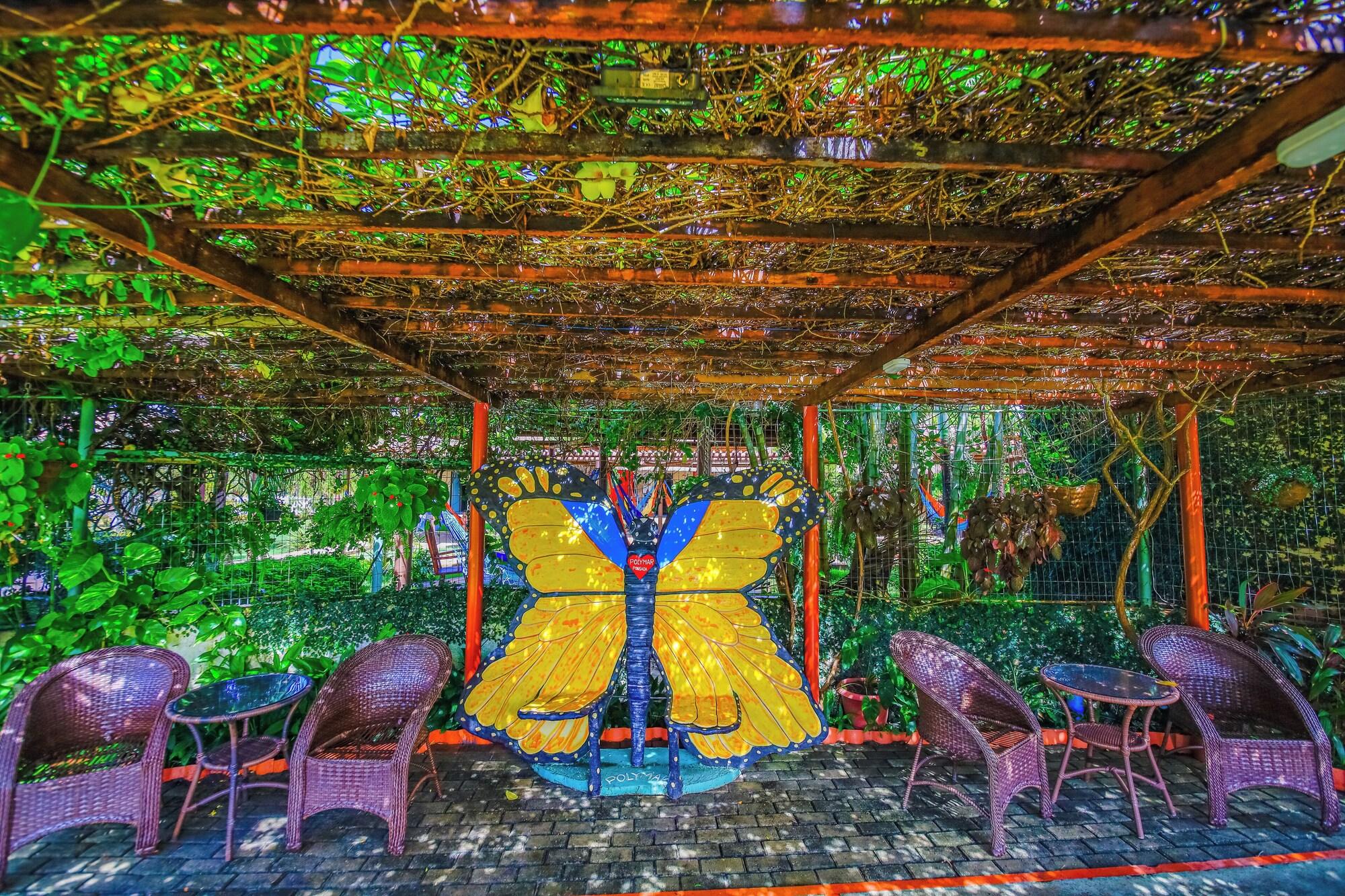 image-housing-carousel