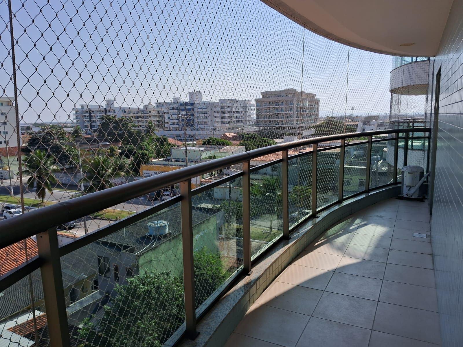 image-housing-carousel