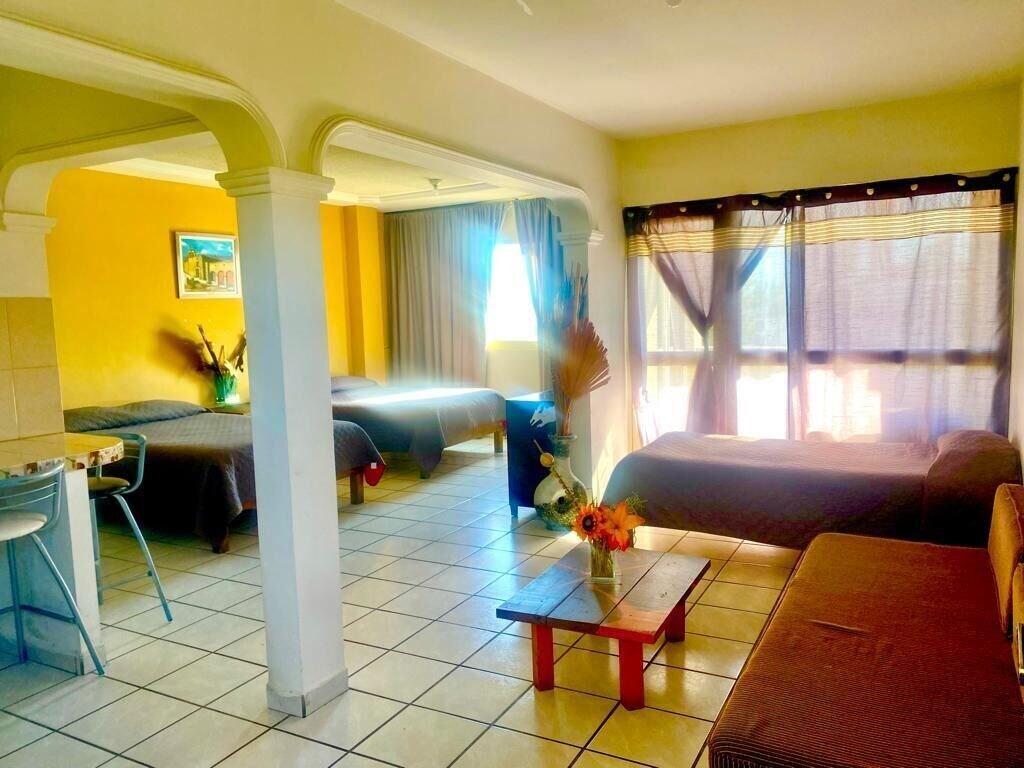 Hotel Paseo 6