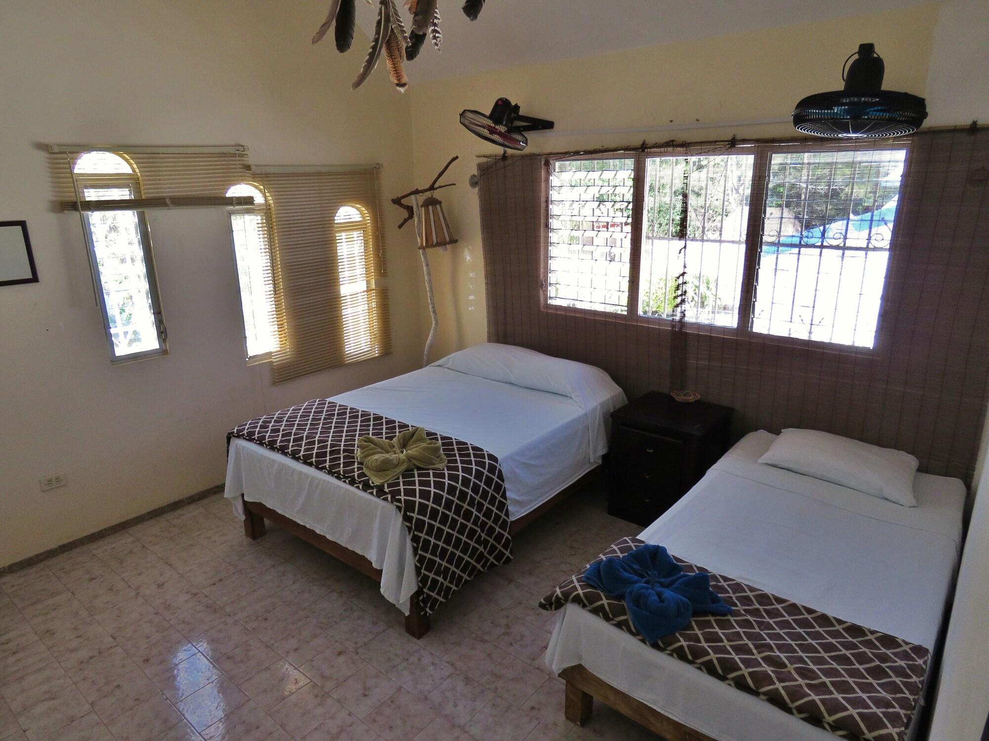 image-housing-carousel