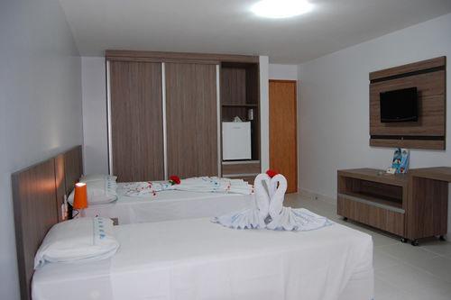 image-housing-carousel