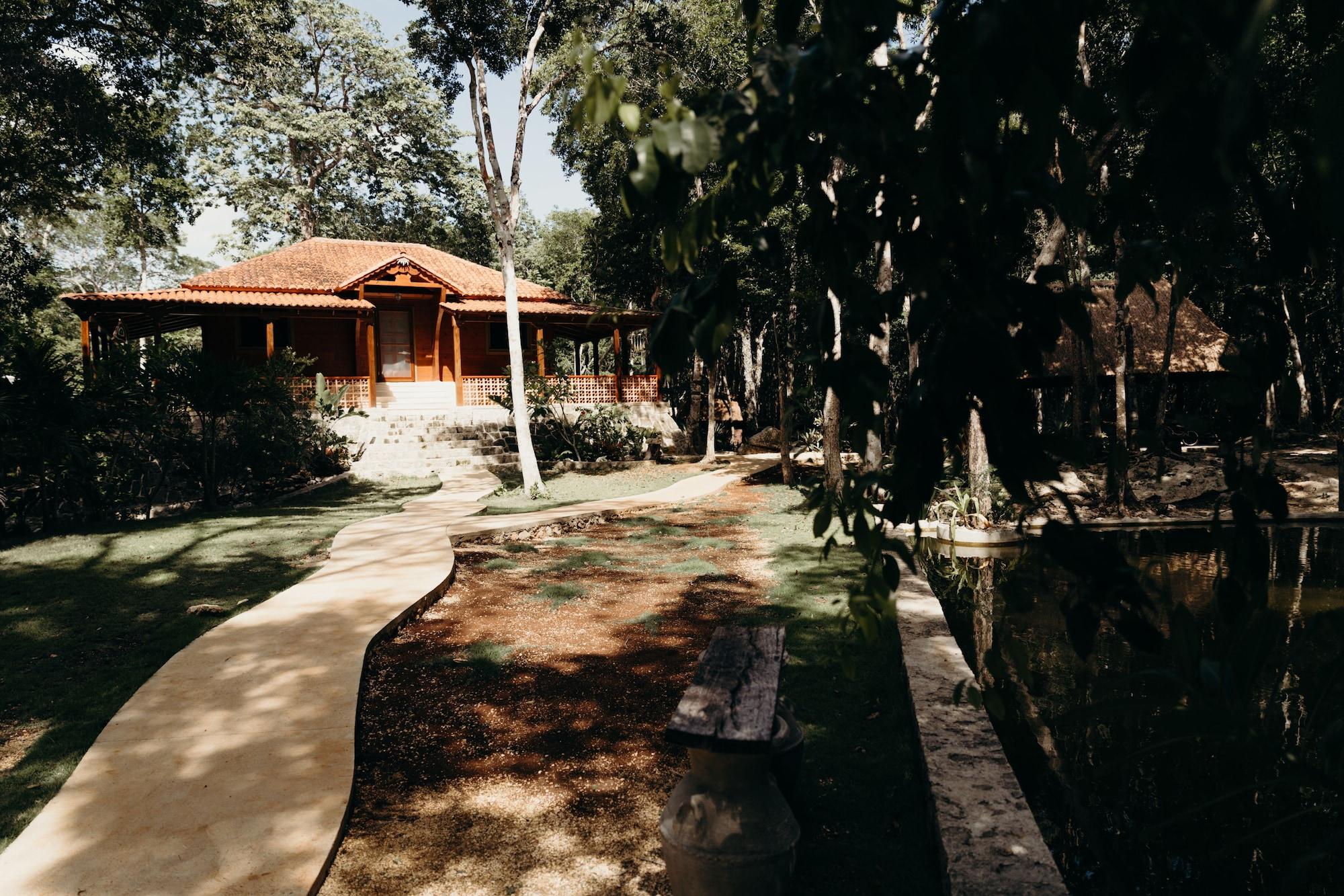 image-housing-carousel