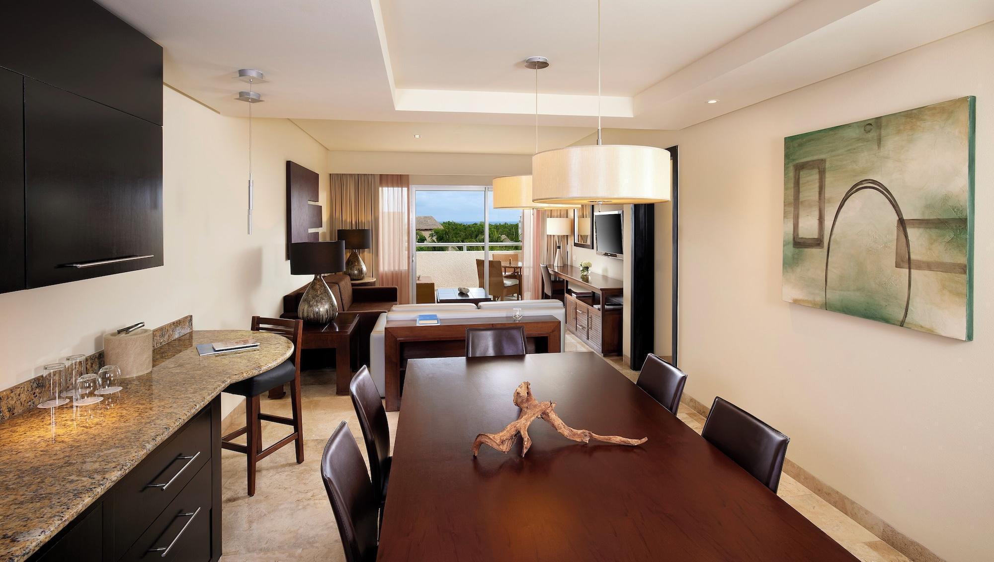 Master Suite, Nature View