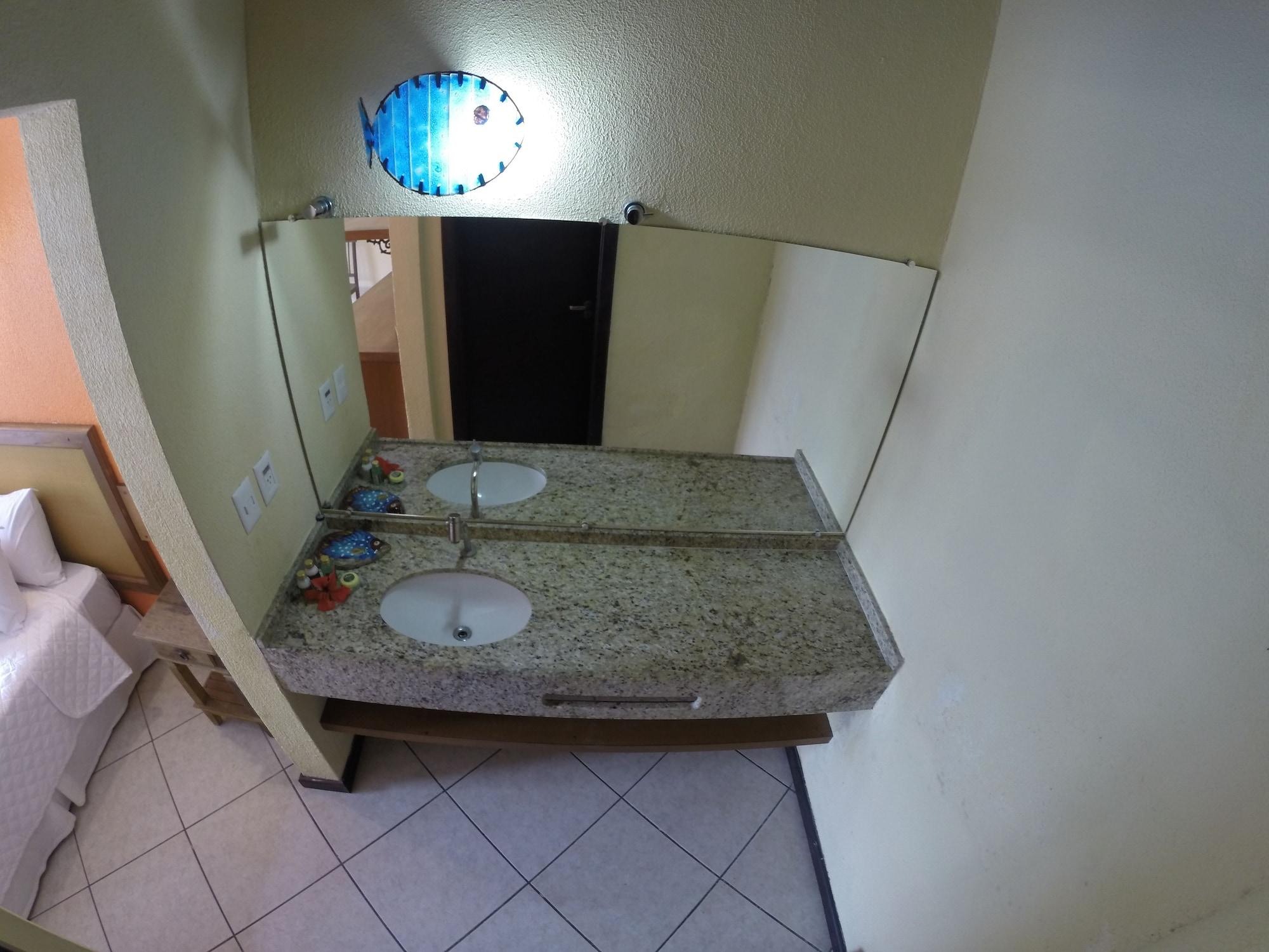 image-housing-carousel