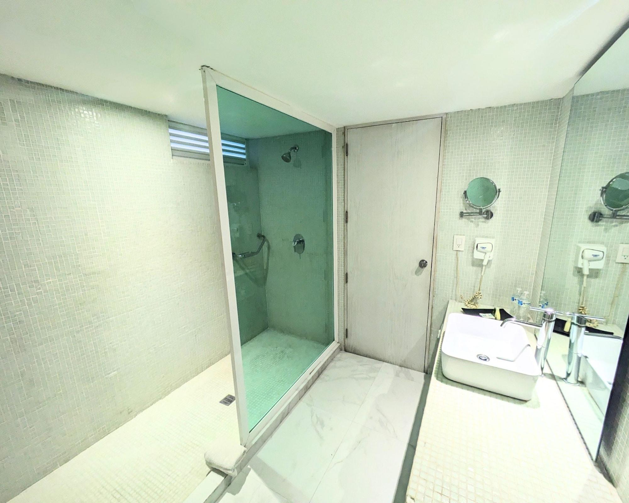 Habitación (King, Pool)