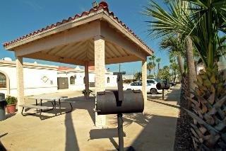 image-housing-carousel