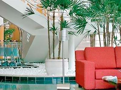 image-housing-carousel