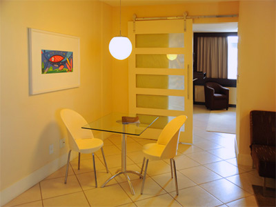 image-housing-carousel