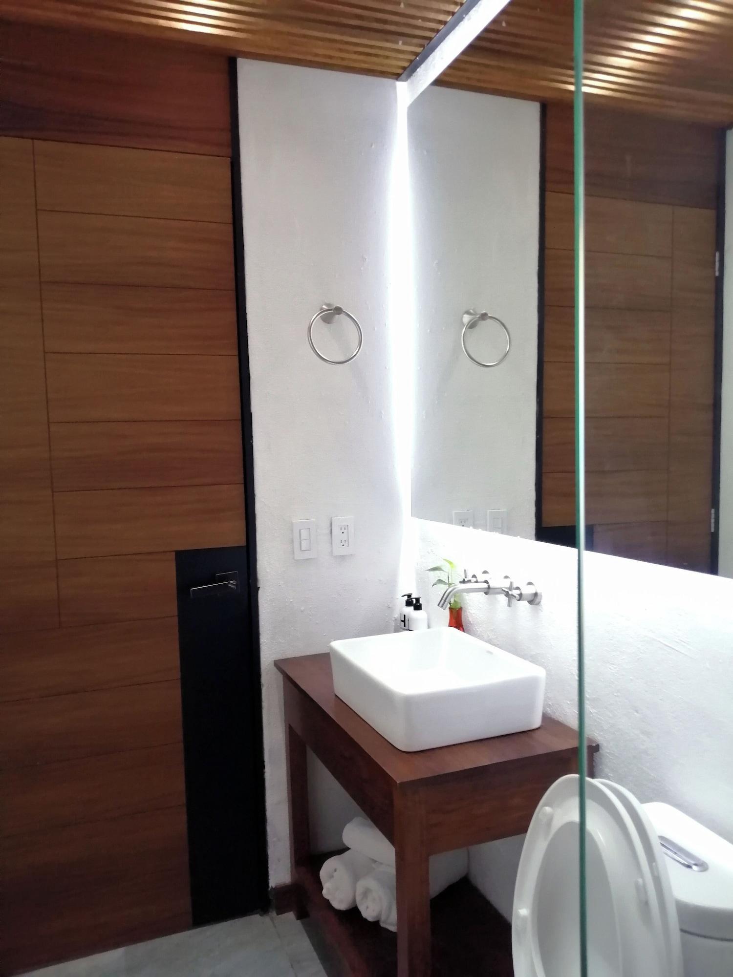 Habitación Deluxe, 1 habitación, vista a la piscina