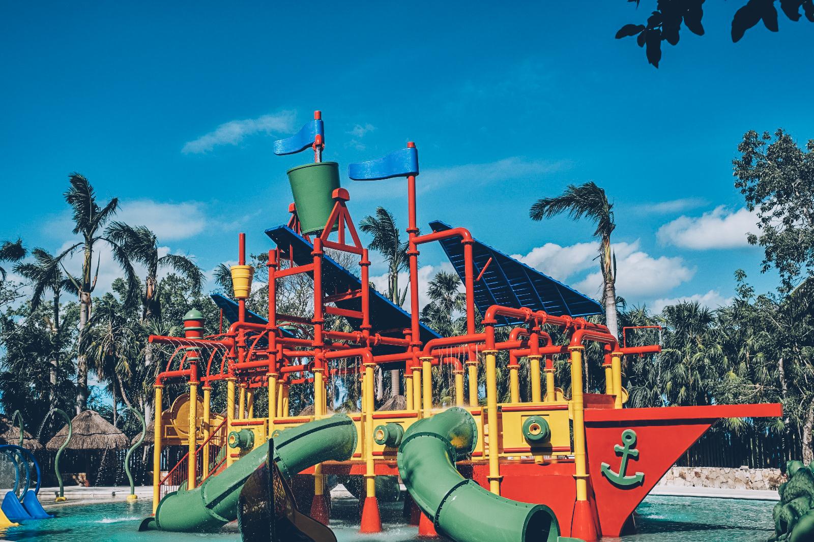 image-housing-carousel