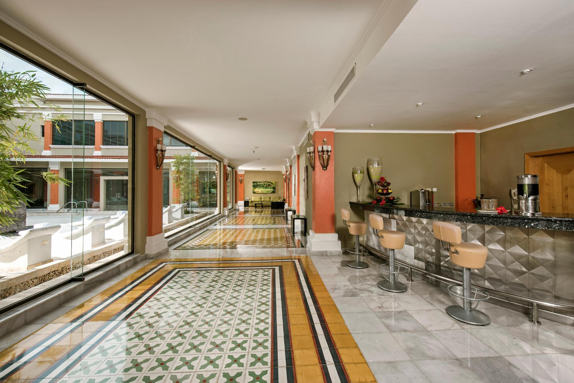 image-housing-carousel