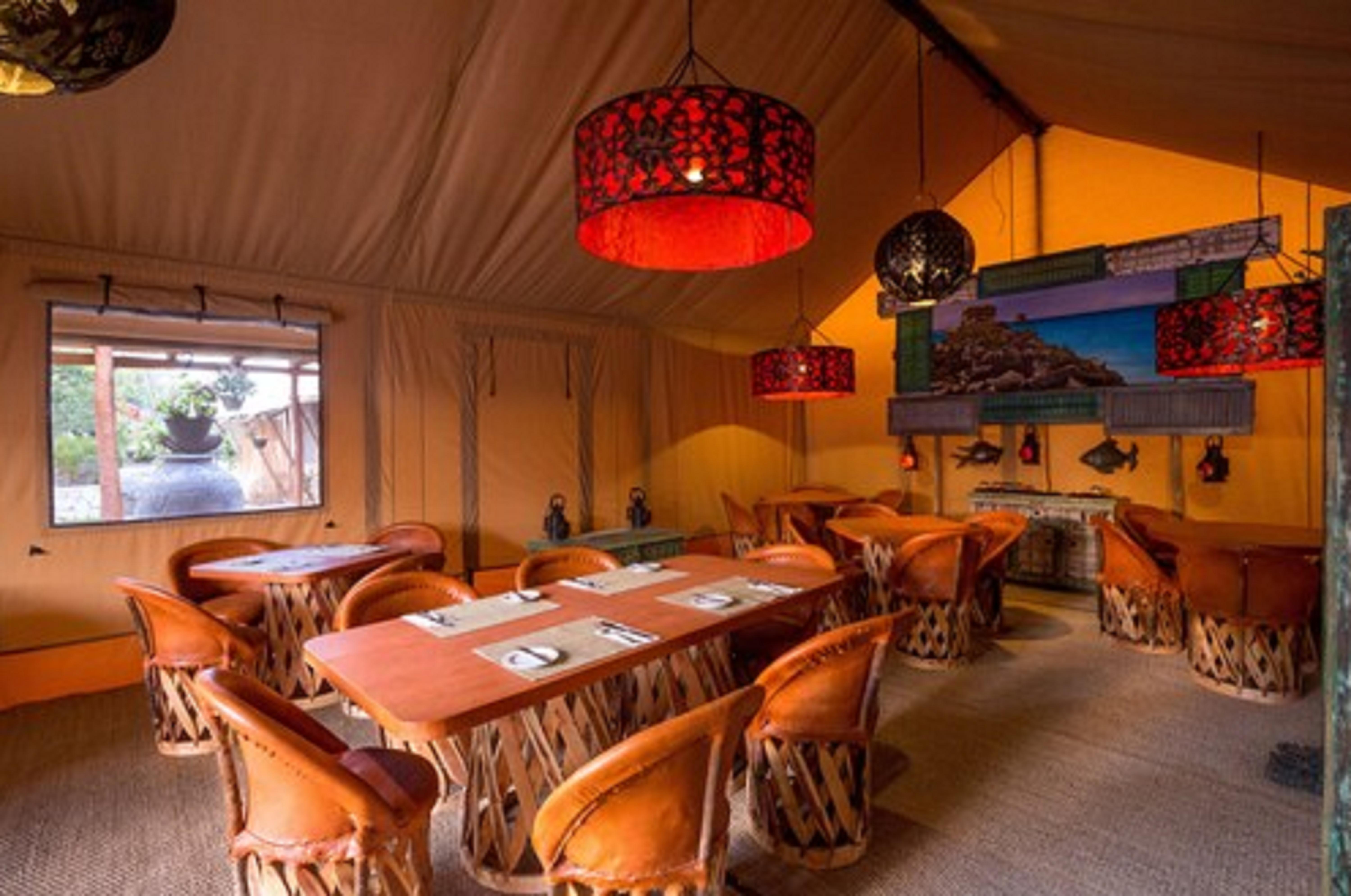 image-housing-carousel