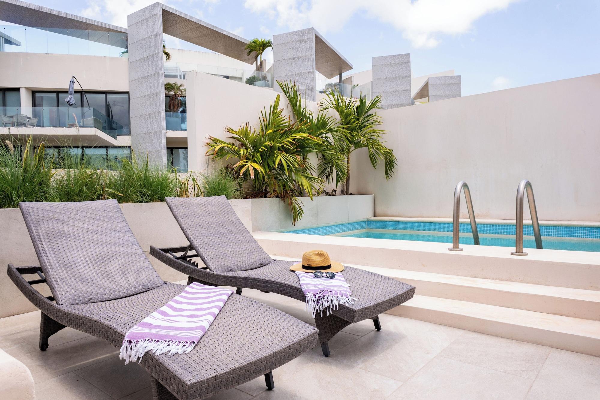 Departamento Confort, piscina privada, junto a la playa