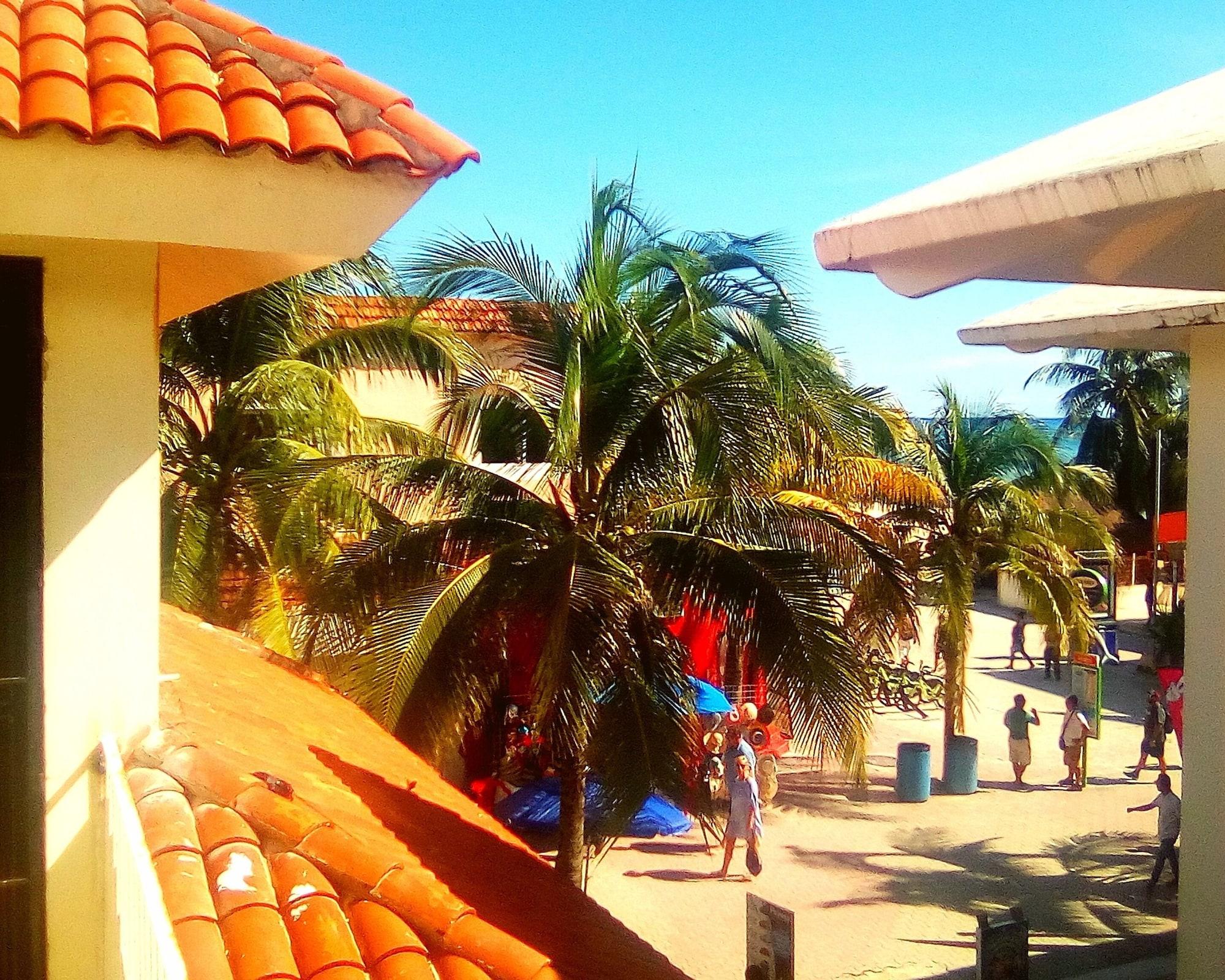 image-housing-carousel
