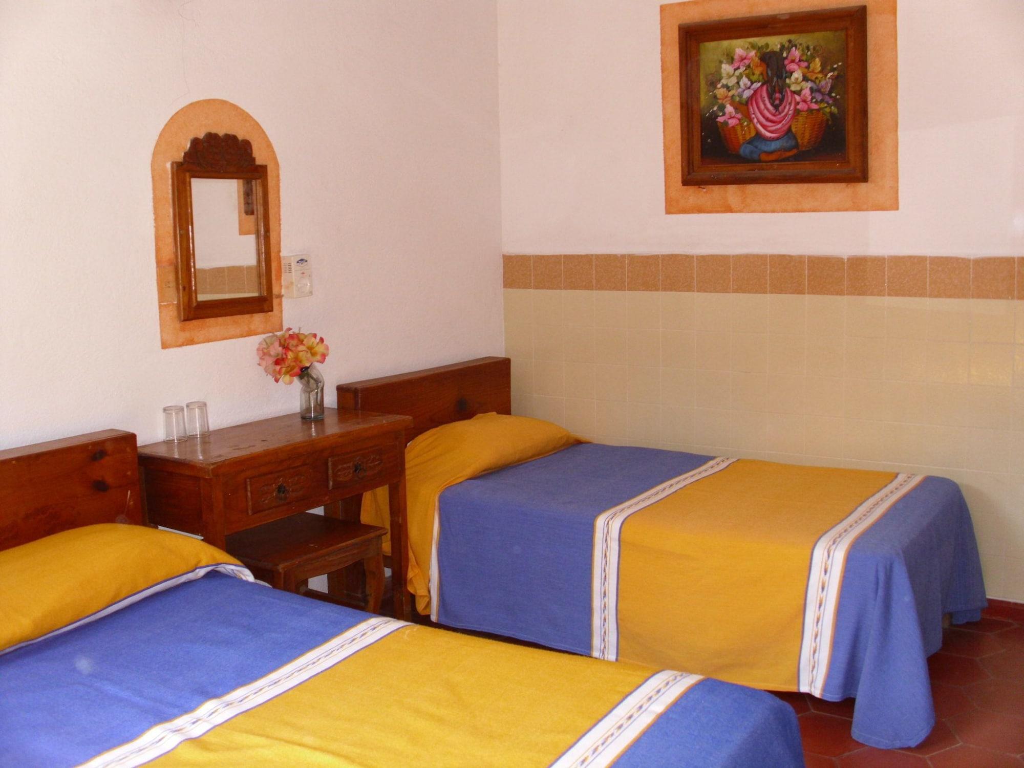 Hotel Azteca 3