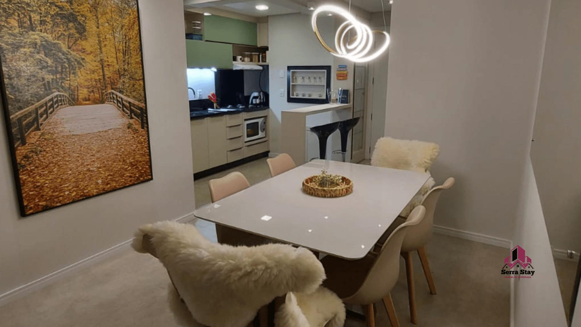 image-housing-carousel