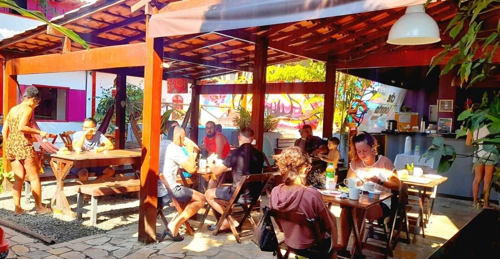 image-housing-carousel