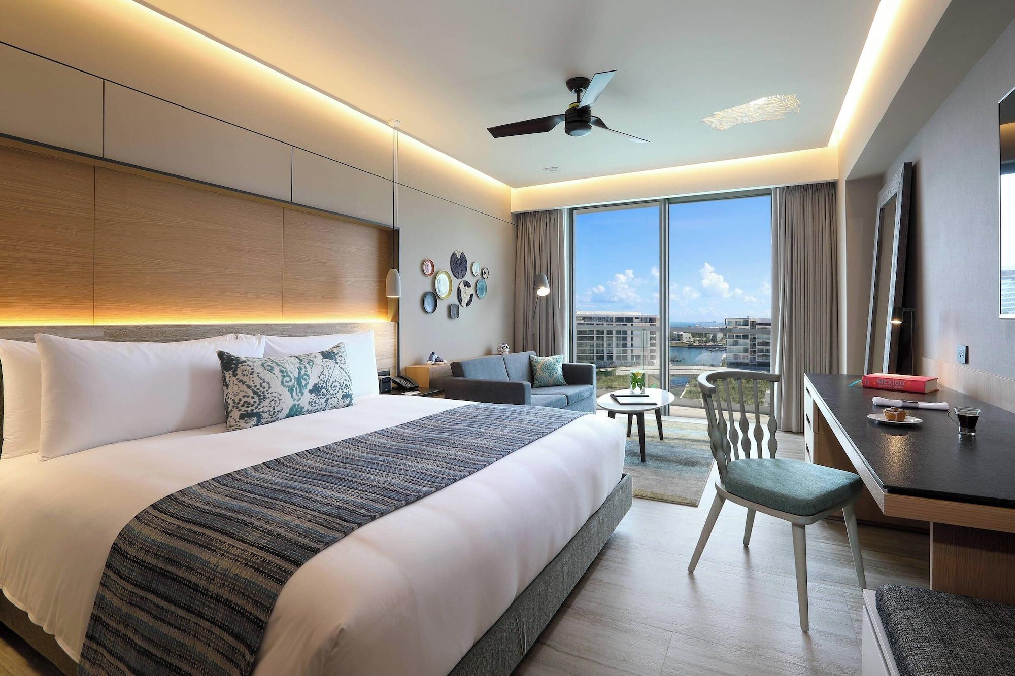 Habitación Deluxe, 1 cama King size con sofá cama, para no fumadores, balcón