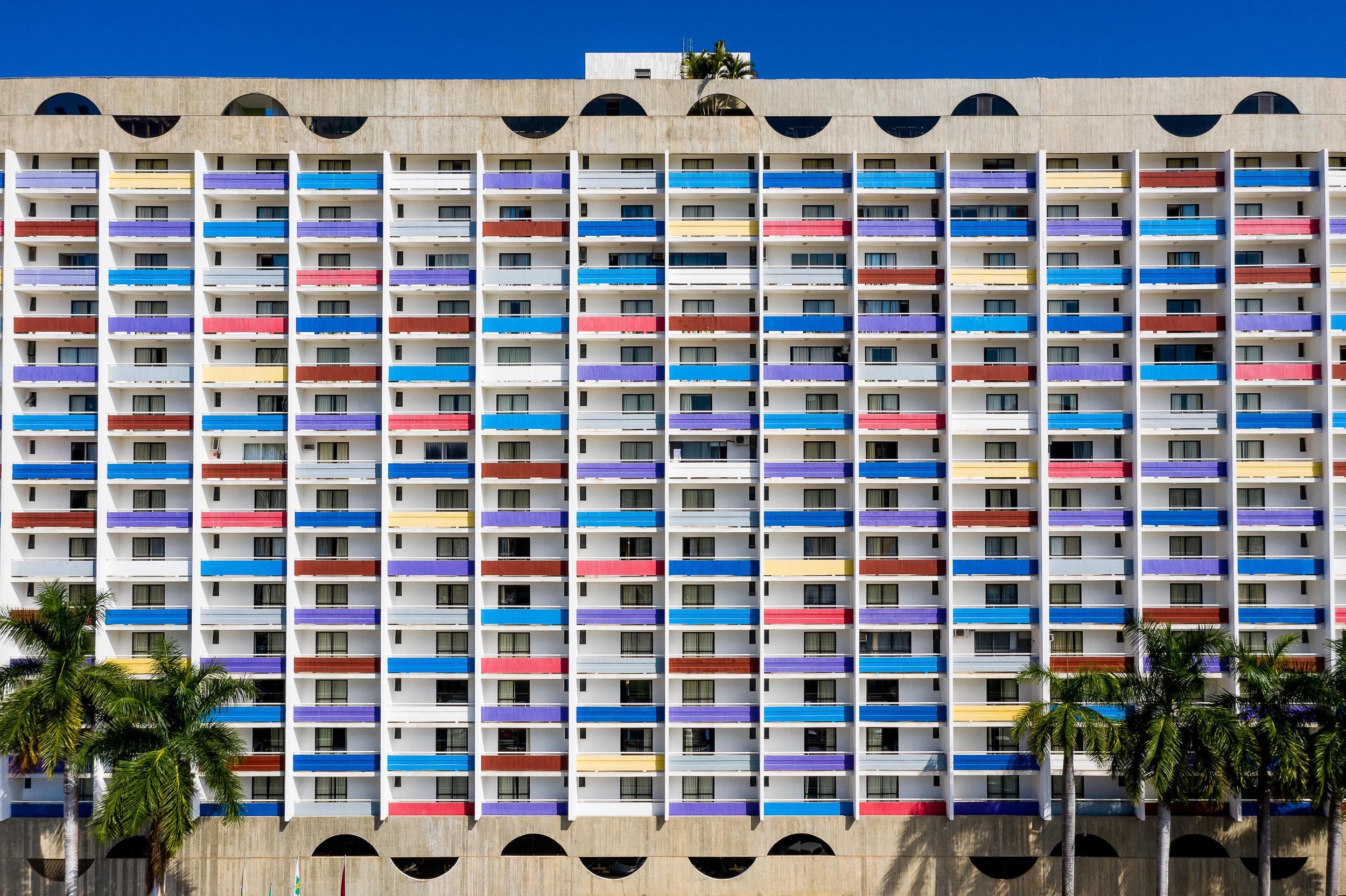 image-housing-carousel