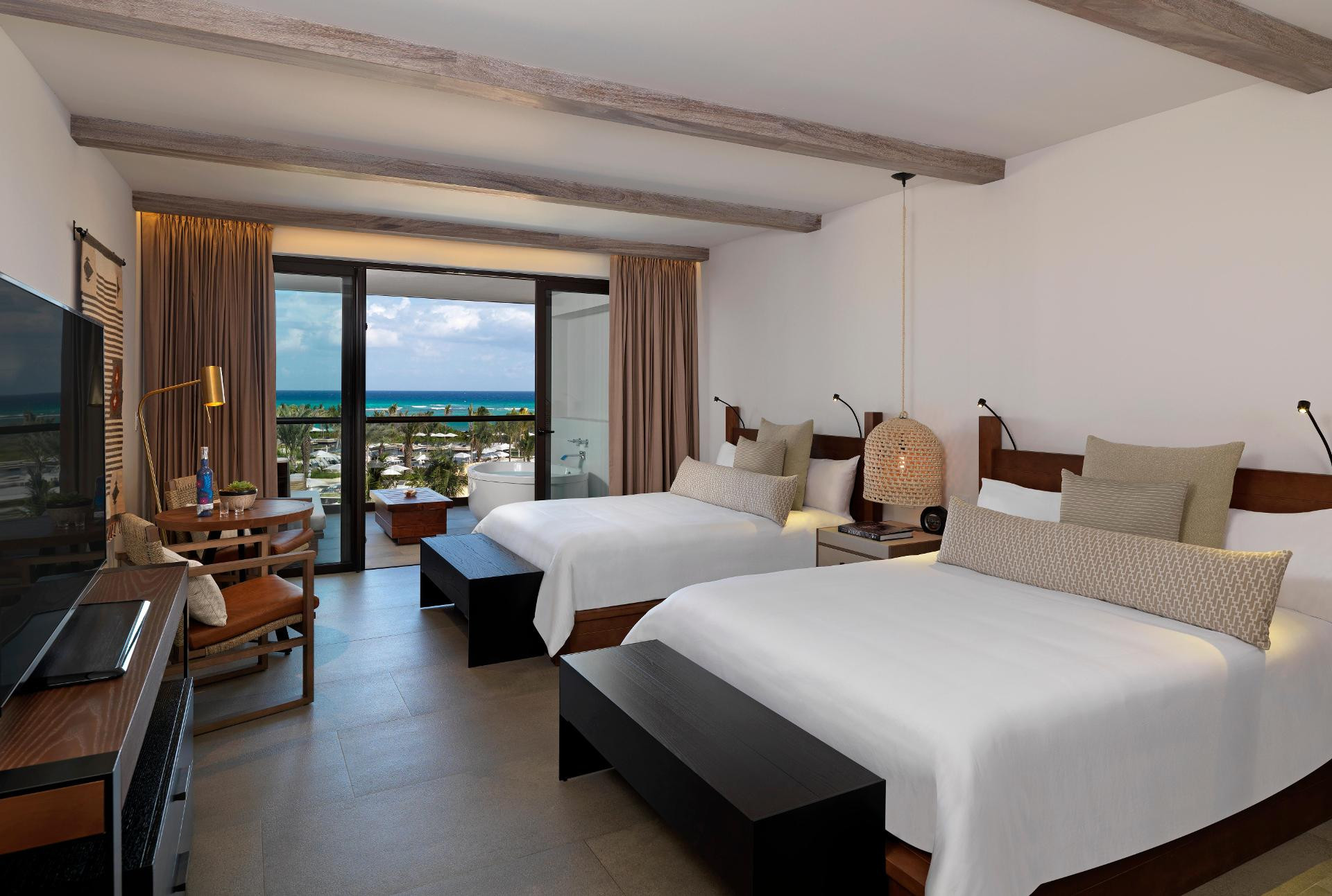 Habitación Doble Estándar con Vista Parcial del Mar