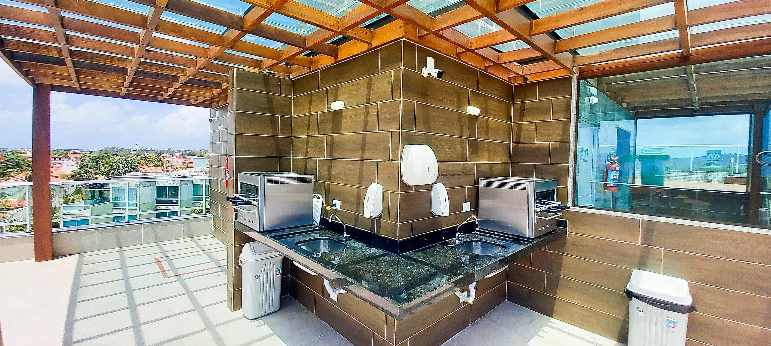image-housing-carousel