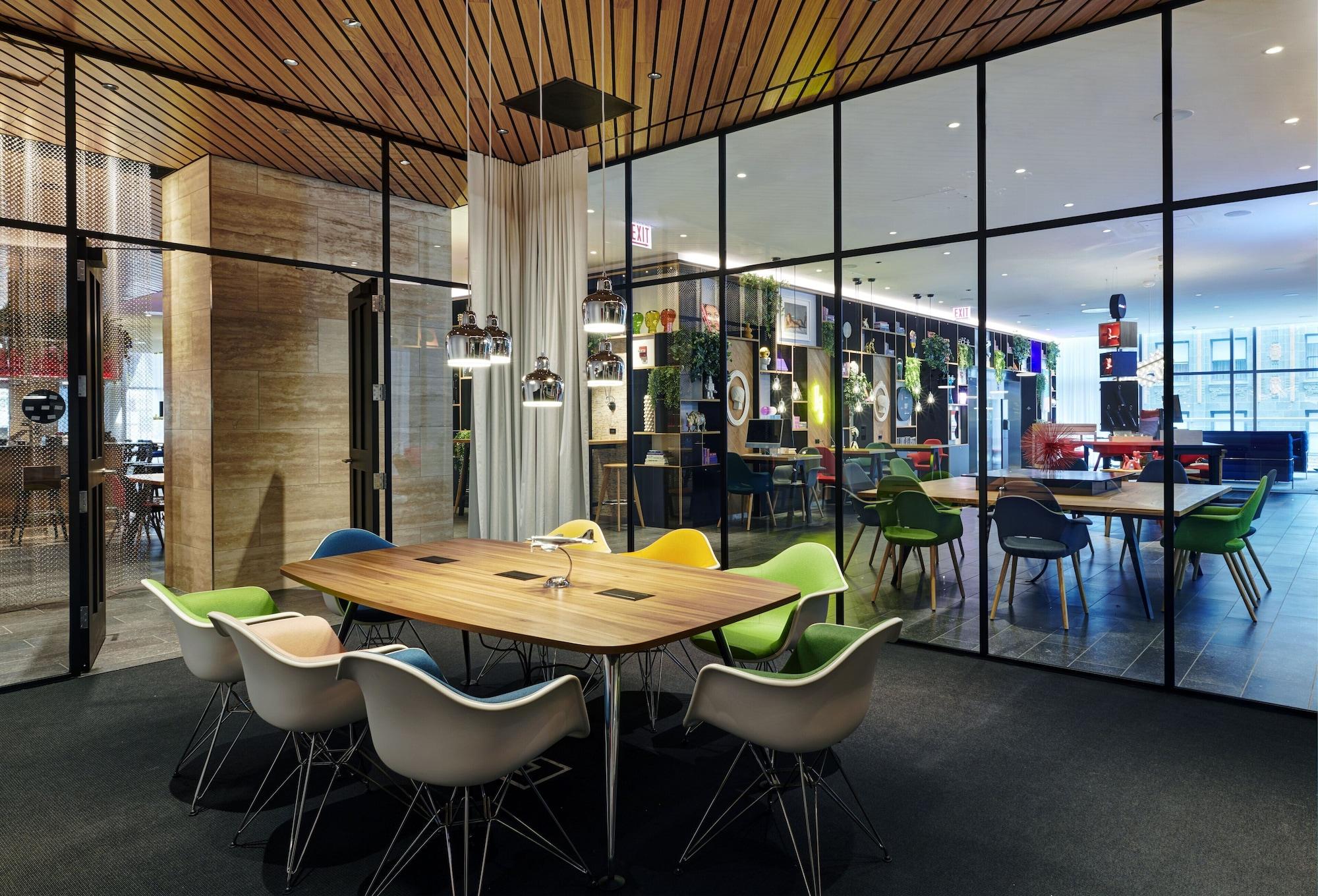 image-housing-carousel