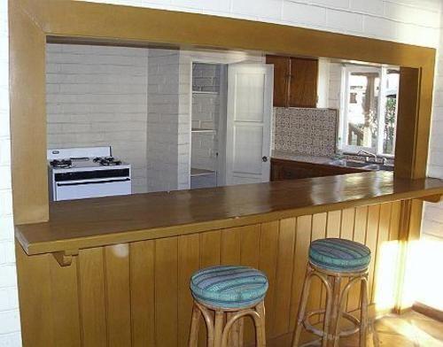 image-housing-carousel