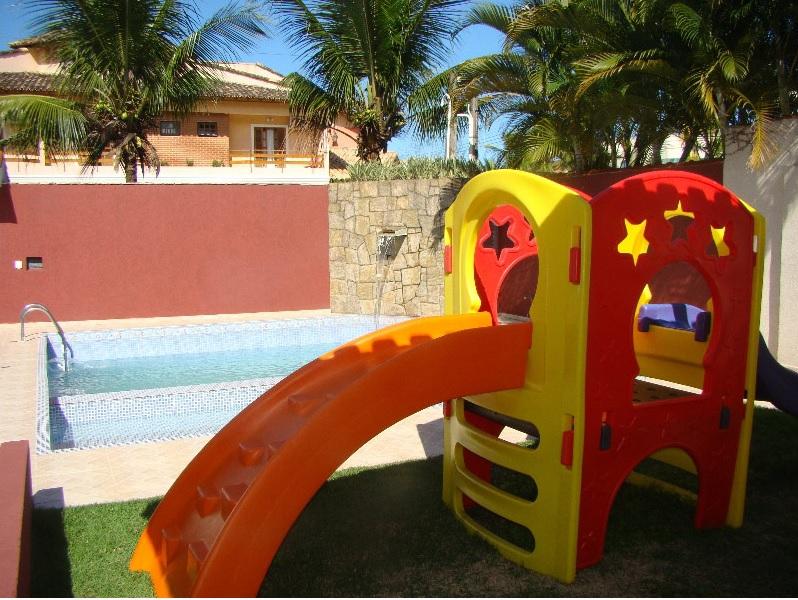 image-housing-carousel