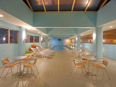 image-housing-carousel