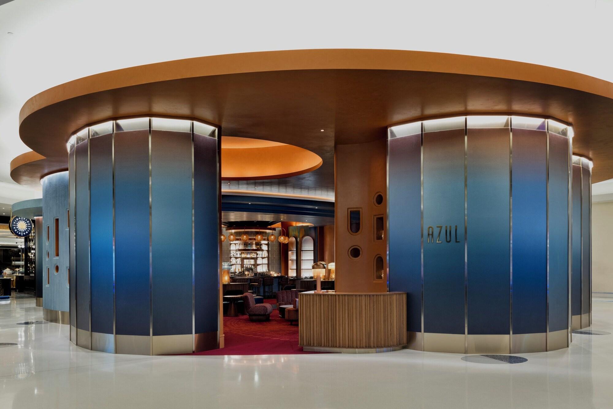 image-housing-carousel