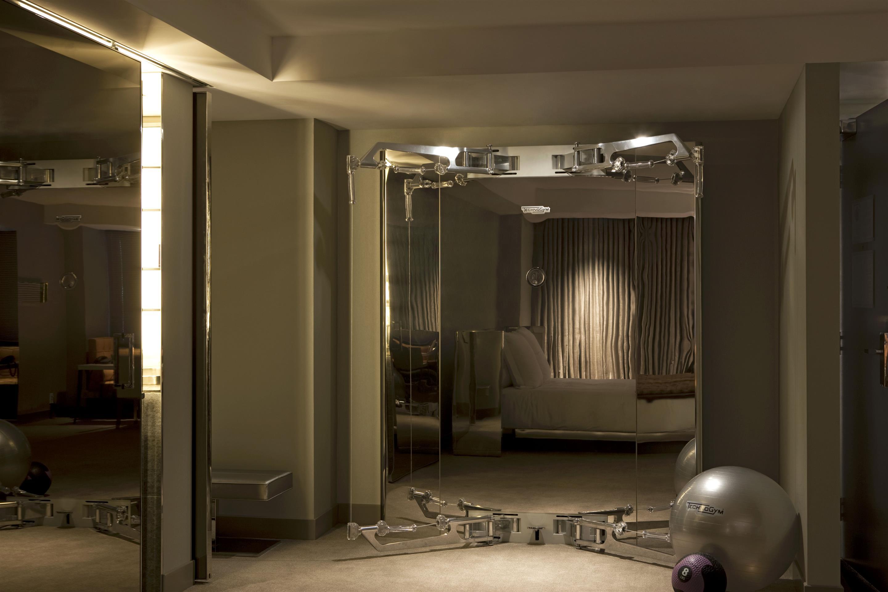 image-housing-carousel