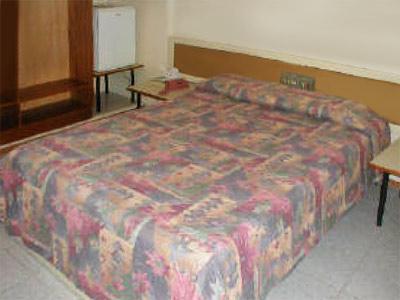 image-housing-carousel