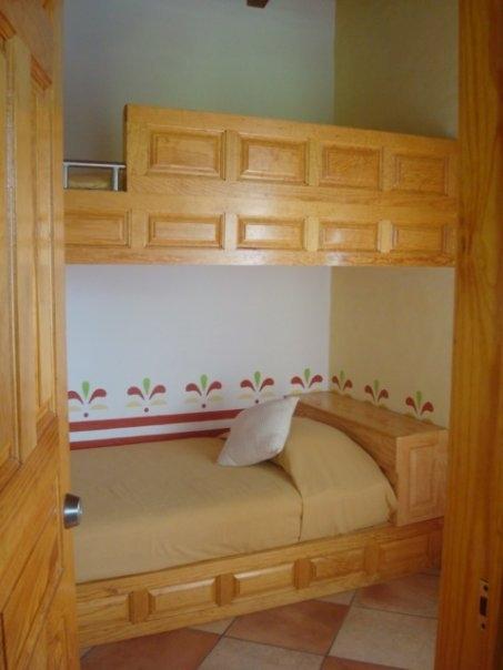 image-housing-carousel