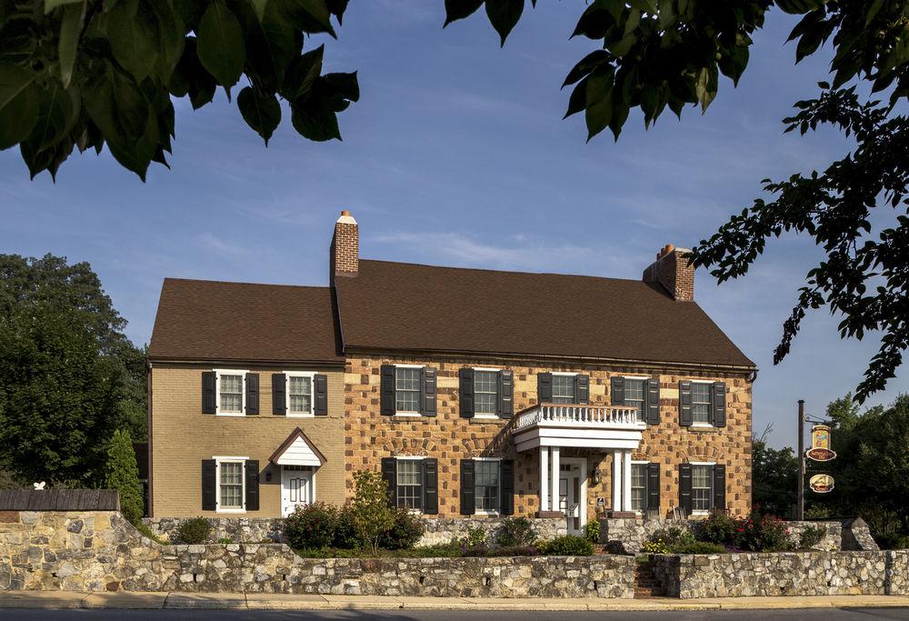 Historic Smithton Inn image