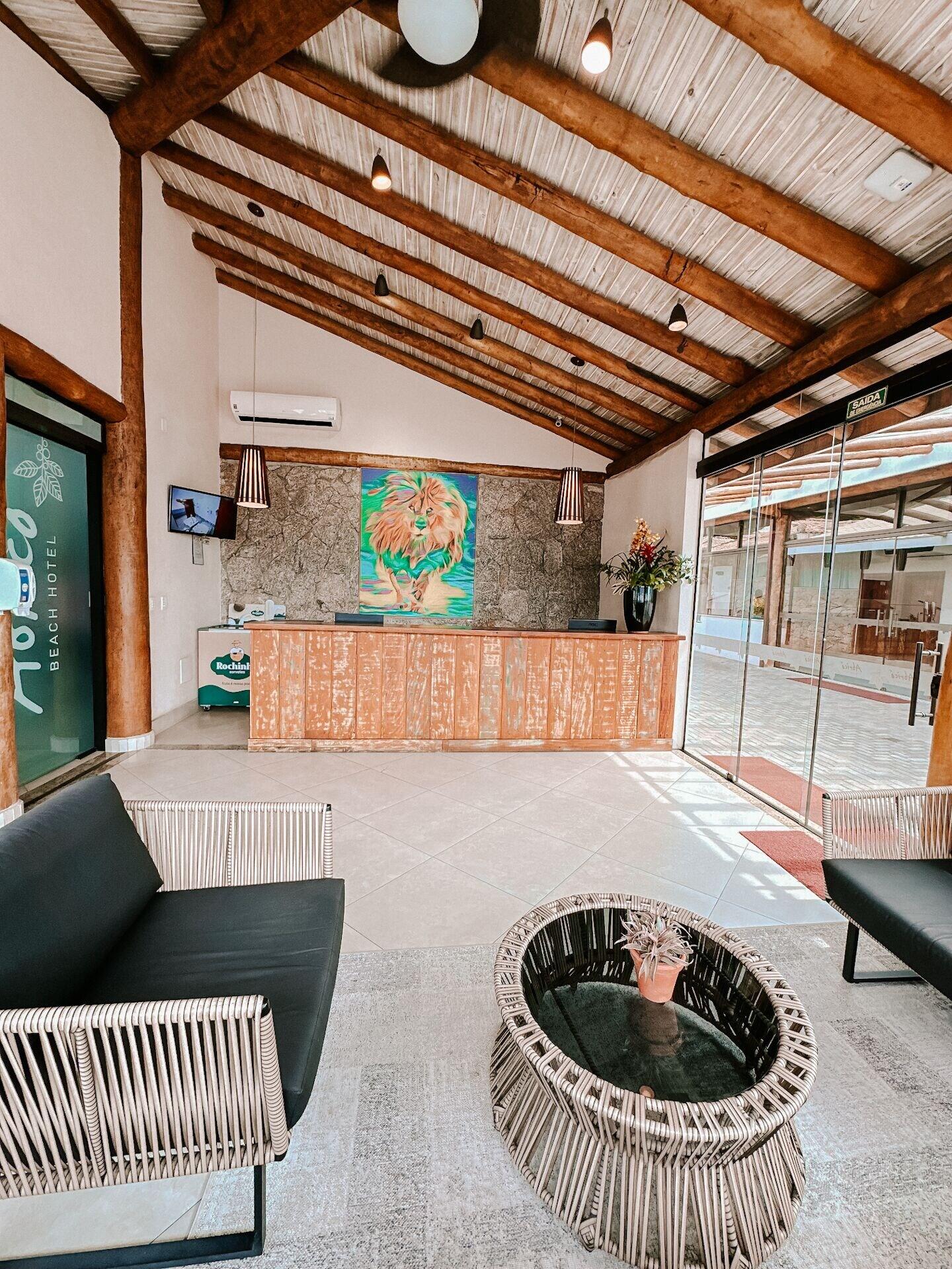 image-housing-carousel